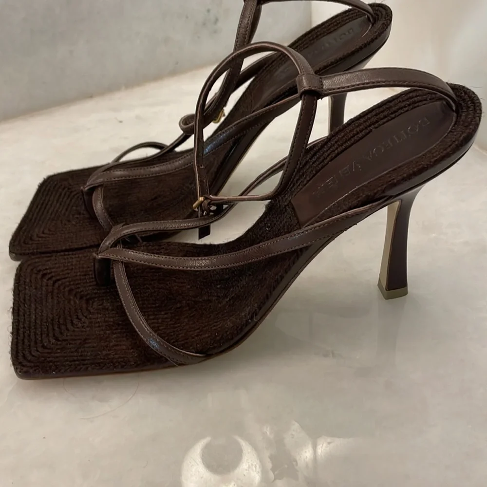 Bottega Veneta - Picture 6 of 8